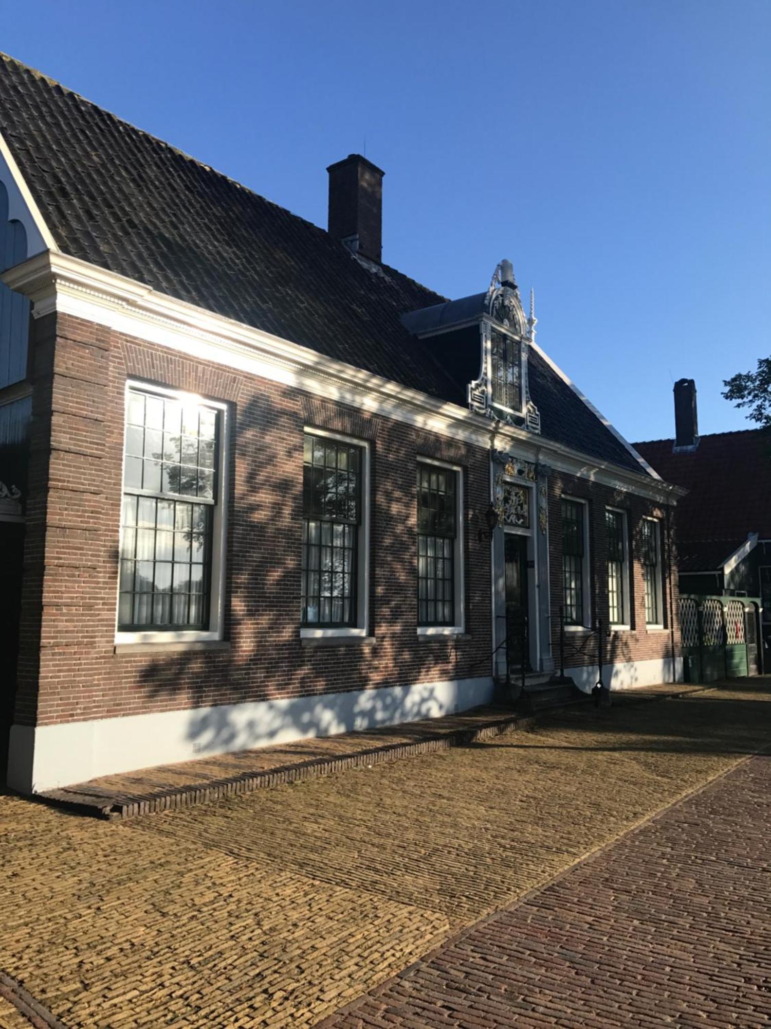 Stay Overnight At Windmill Village Zaanse Schans - Amsterdam Zaandam Exterior photo